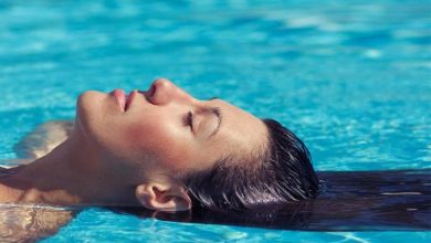 خطوات مهمة لحماية الشعر من كلور السباحة خلال فصل الصيف